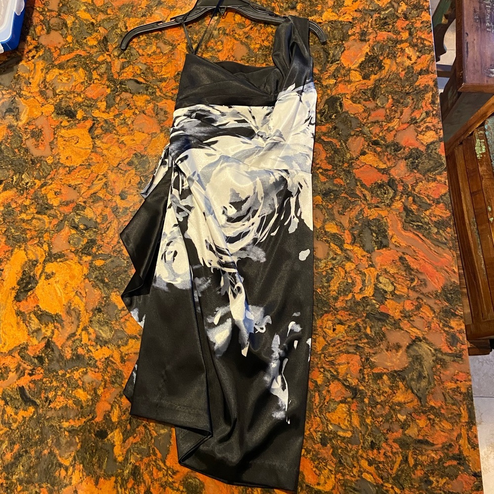 Women’s dress